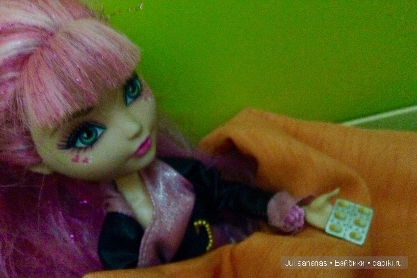 Куклы тоже болеют или как моя Малечка приболела (фото 3)