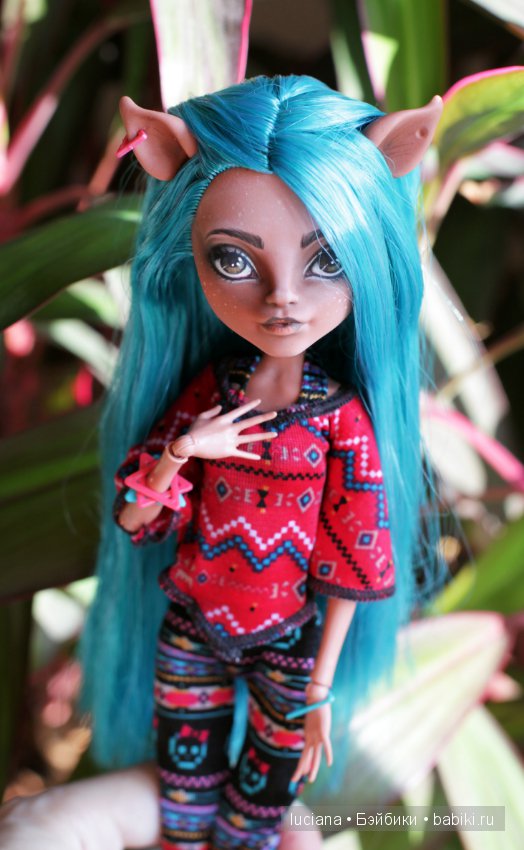 Последние кастомы Монстер хай и Эвер автер хай