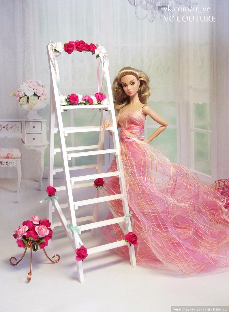 Кукольная миниатюра - Стремянка для 1/6