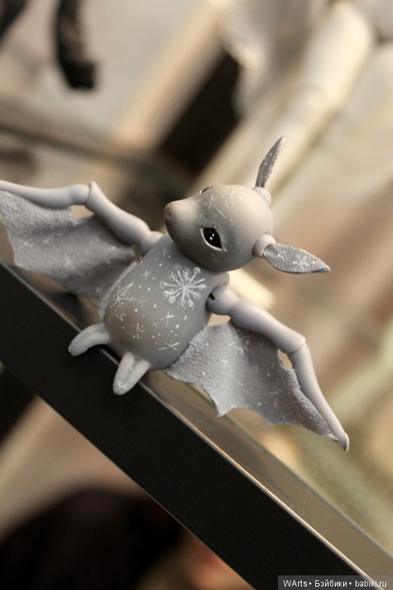 Осенний салон на Тишинской площади