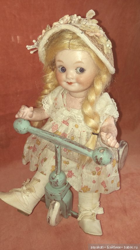 Антикварный детский сад. Велосипед (фото 2)