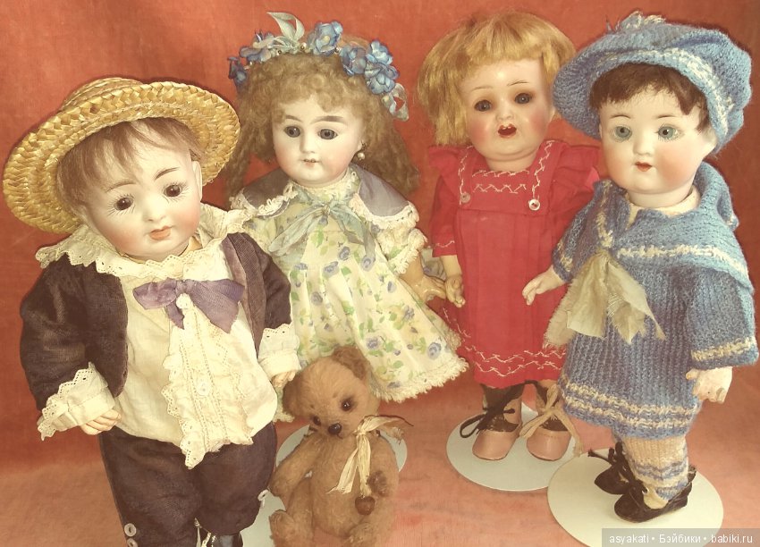 Антикварный детский сад. Велосипед