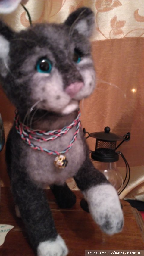 Маленькая кошечка, как "задел" к задуманному. Сухое валяние (фото 10)