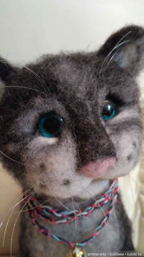 Маленькая кошечка, как "задел" к задуманному. Сухое валяние (фото 9)