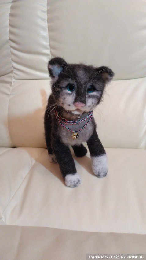 Маленькая кошечка, как "задел" к задуманному. Сухое валяние