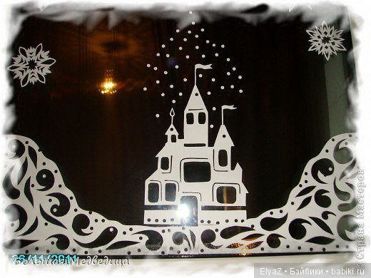 Новогодняя вырезка на окна (фото 3)