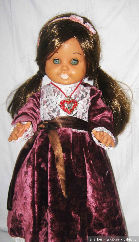 Процесс отмывания, реставрации и замены деталей кукол