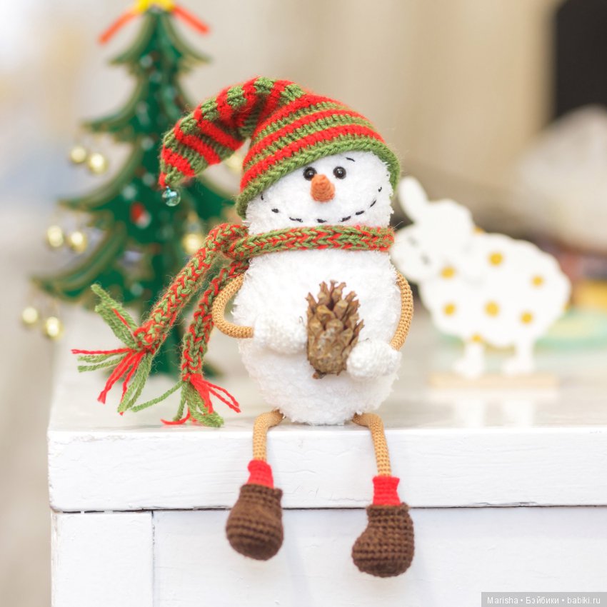 Веселые снеговички вязанные крючком Олюшки Лукошкиной (фото 4)