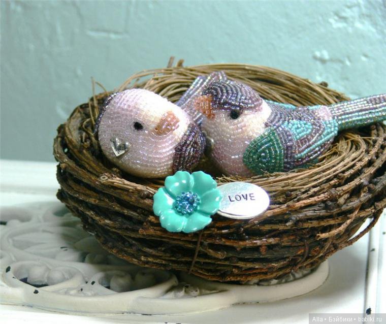 Птицы из бисера Meredith Dada