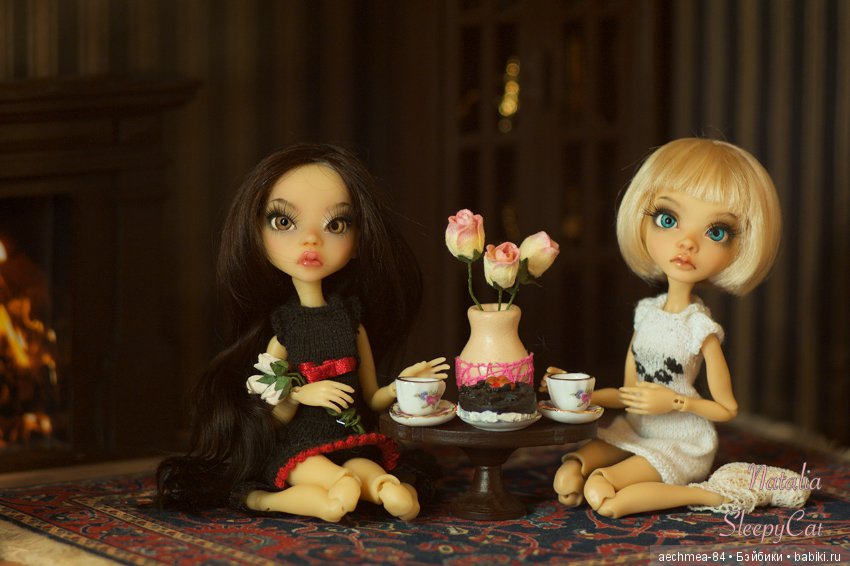 АмиГаТы Хейли и Амили приглашают в гости