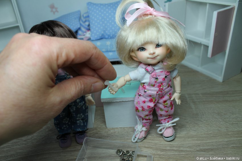 Ремонт кукольной мебели. Ручки для шкафов (фото 3)