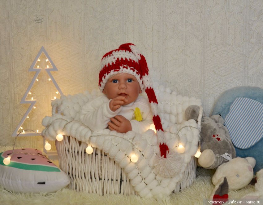 Lee Middleton "Dancing Bears" infant by Reva Schick