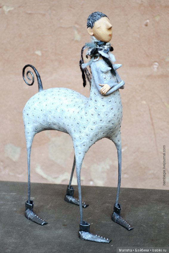 Авторские фигурки Марии Касьяненко из дерева и папье маше (фото 5)