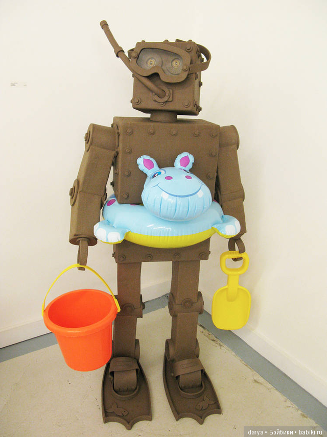 John Brickels и его дома и роботы из глины (фото 8)