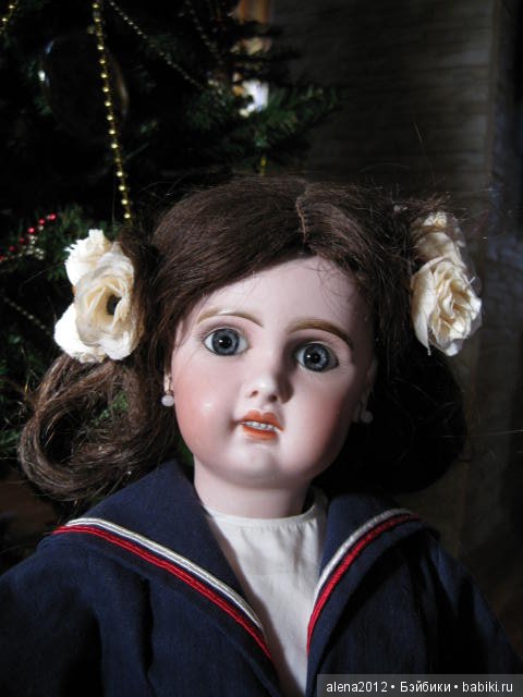 Первый день зимы. Ёлки в витринах. Запах праздника. Пора