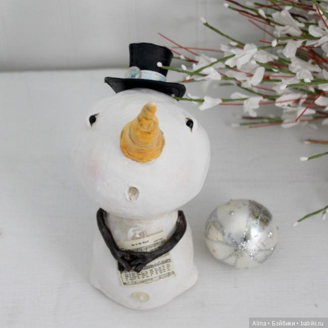 Милые зимние поделки Stacey Yacula из папье маше