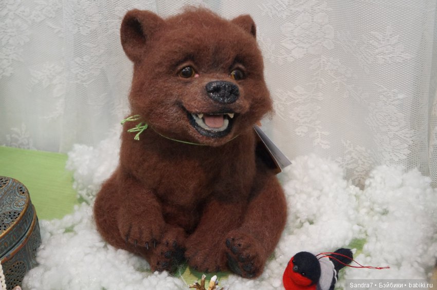 Hello, Teddy! Удивительные "живые" малыши в технике сухого валяния из шерсти. И как авторы украсили свои стенды в преддверии праздника (фото 8)