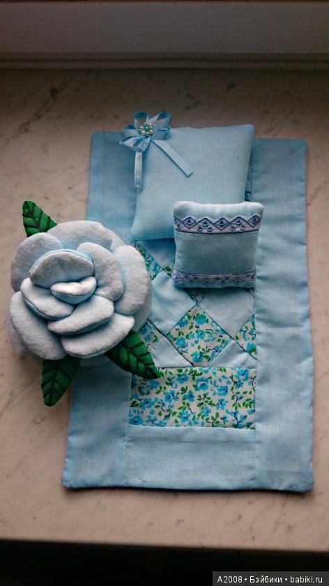 Комплектик в кукольную кроватку "Голубая мечта"