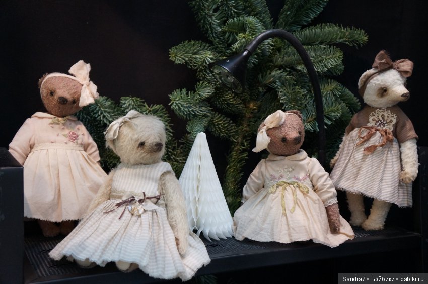 Любимые мишки на Искусстве куклы в Гостином дворе, 2016