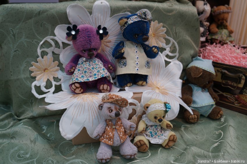 Любимые мишки на Искусстве куклы в Гостином дворе, 2016