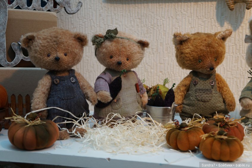 Любимые мишки на Искусстве куклы в Гостином дворе, 2016