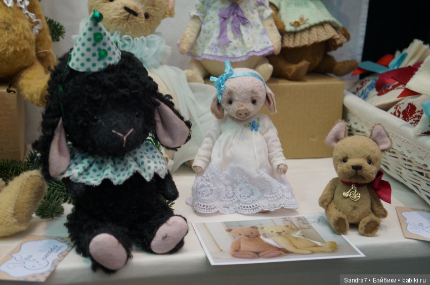 Любимые мишки на Искусстве куклы в Гостином дворе, 2016