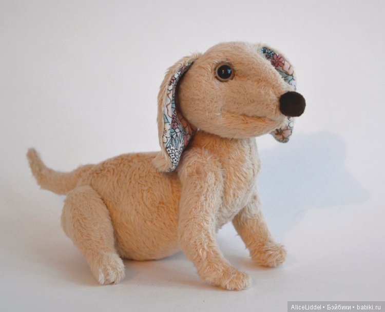 И ещё одна армада, теперь, преобладают пёсики. Игрушки ручной работы