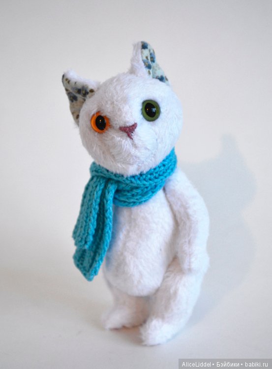 И ещё одна армада, теперь, преобладают пёсики. Игрушки ручной работы