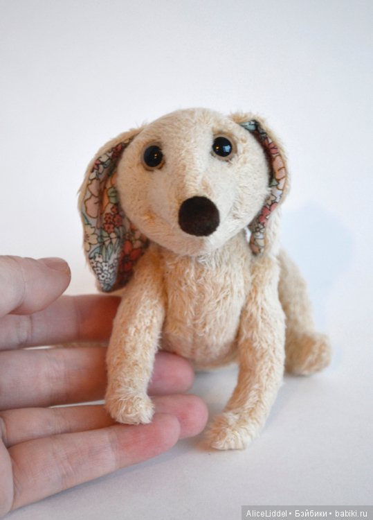 И ещё одна армада, теперь, преобладают пёсики. Игрушки ручной работы