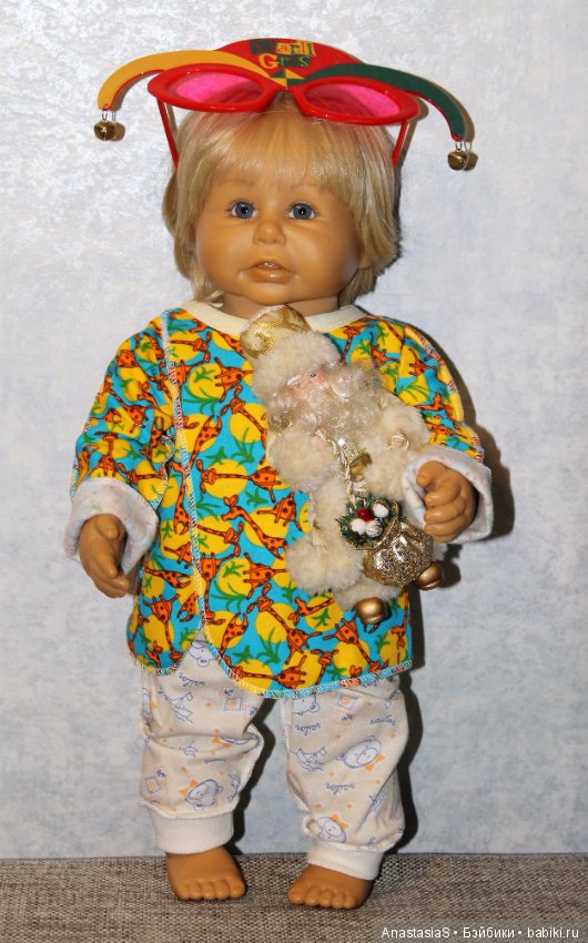 Тимоша готовится к Новому году (фото 5)