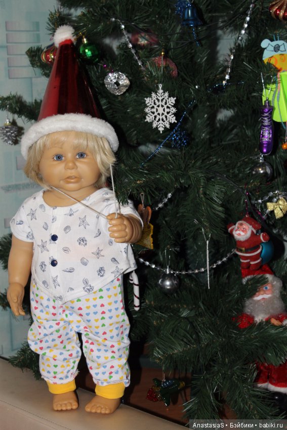 Тимоша готовится к Новому году (фото 7)