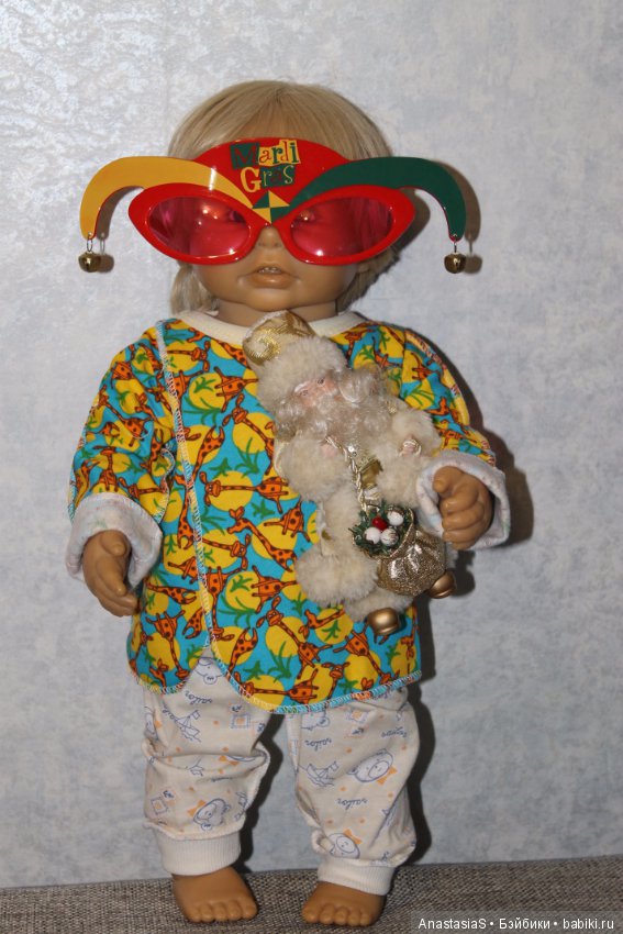 Тимоша готовится к Новому году (фото 2)