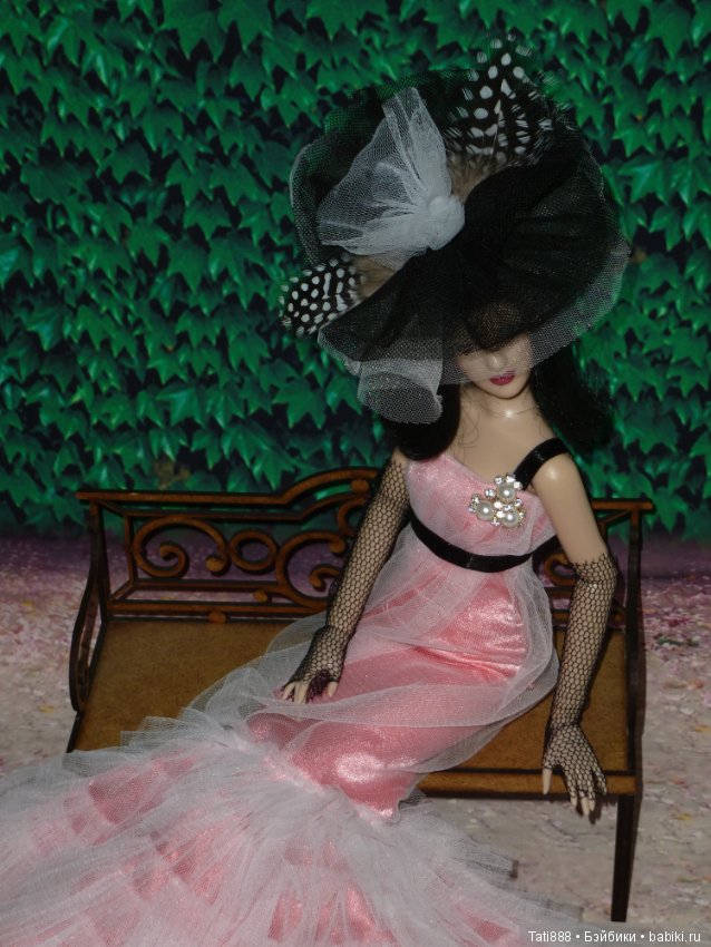 Тоннерки моя страсть, часть 17. Дама в экстравагантной шляпке