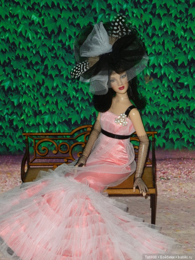 Тоннерки моя страсть, часть 17. Дама в экстравагантной шляпке