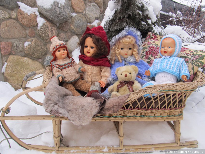 Прогулка на санках — Редкие антикварные куклы и реплики: воск