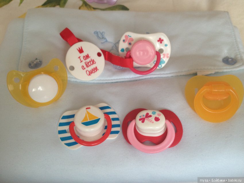 Сумасшедшая коллекция,не хватило сил сосчитать.Соски-пустышки