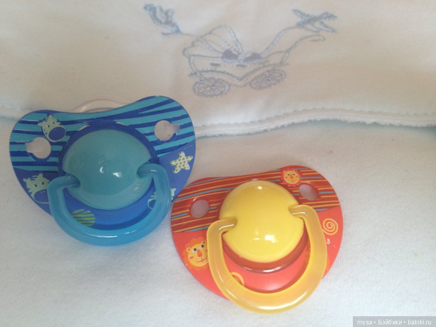 Сумасшедшая коллекция,не хватило сил сосчитать.Соски-пустышки