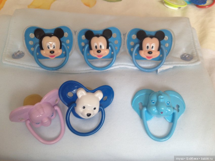 Сумасшедшая коллекция,не хватило сил сосчитать.Соски-пустышки