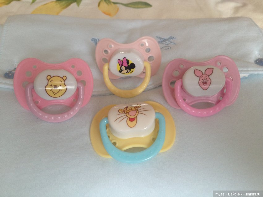 Сумасшедшая коллекция,не хватило сил сосчитать.Соски-пустышки
