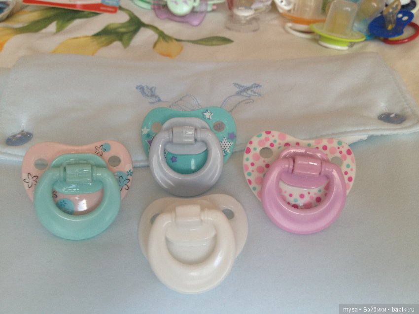 Сумасшедшая коллекция,не хватило сил сосчитать.Соски-пустышки