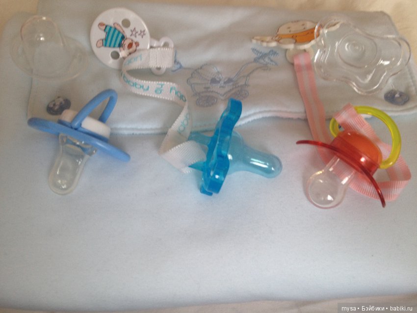 Сумасшедшая коллекция,не хватило сил сосчитать.Соски-пустышки