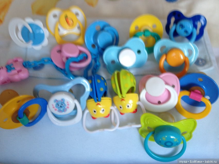 Сумасшедшая коллекция,не хватило сил сосчитать.Соски-пустышки
