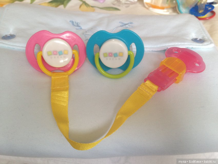 Сумасшедшая коллекция,не хватило сил сосчитать.Соски-пустышки