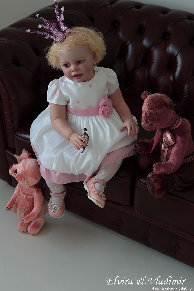 Николь. Художник Кулигин Владимир