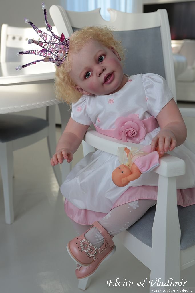 Николь. Художник Кулигин Владимир