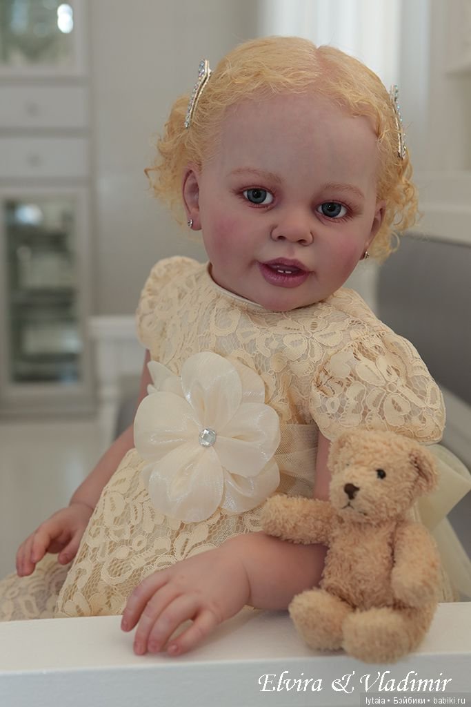 Николь. Художник Кулигин Владимир