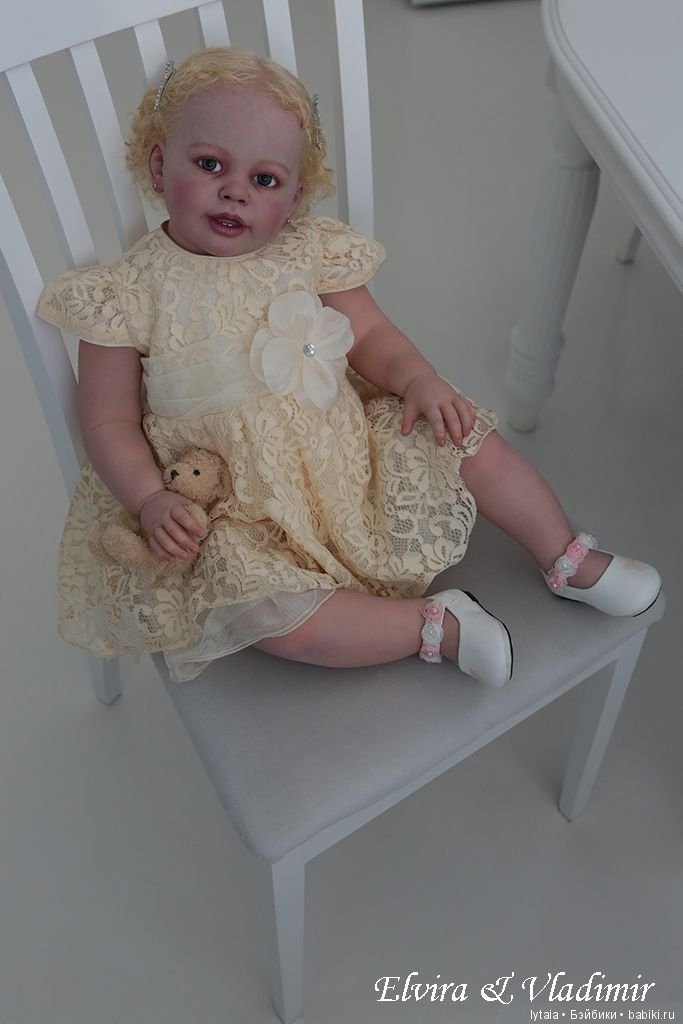 Николь. Художник Кулигин Владимир