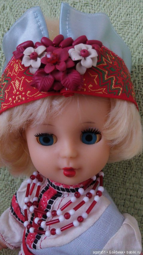 Иванка в белорусском костюме (фото 3)