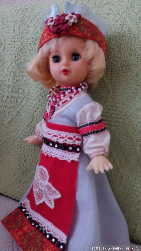 Иванка в белорусском костюме (фото 4)
