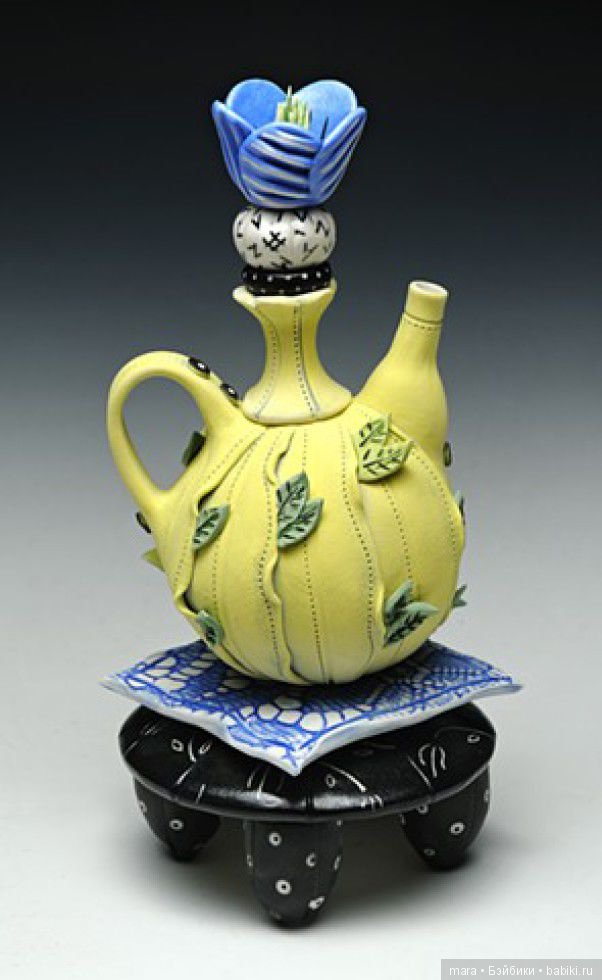 Чайники из глины от Laura Peery